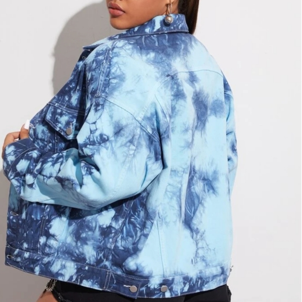 💙Helium acid blue jean jacket with pockets